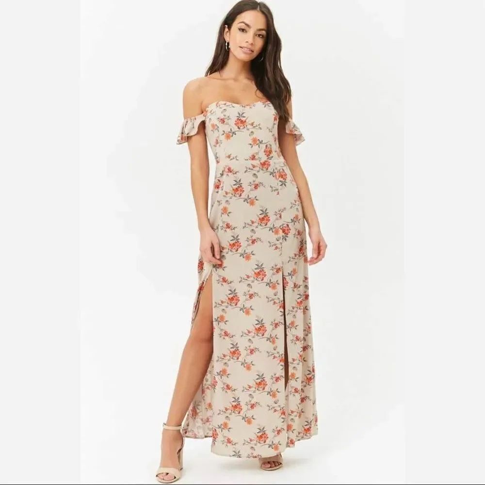 ✨ HP✨Floral Printed Split From Maxi Dress✨